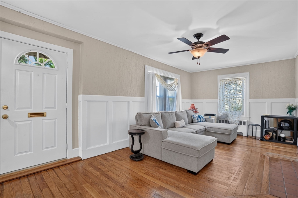 22 Fruit St