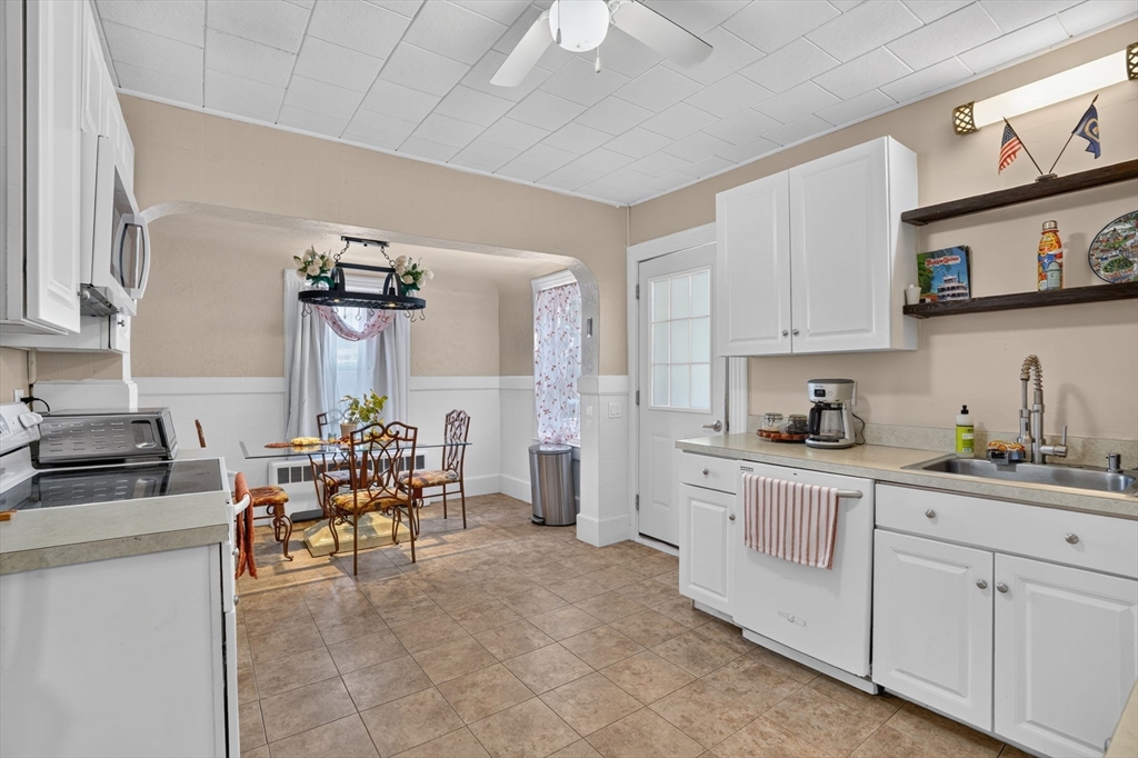 22 Fruit St