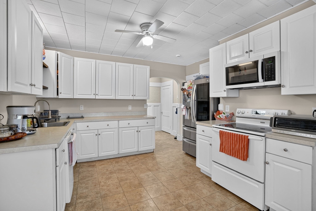 22 Fruit St