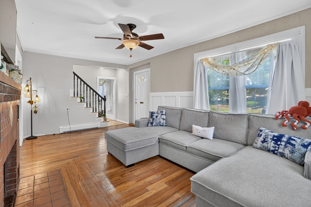 22 Fruit St