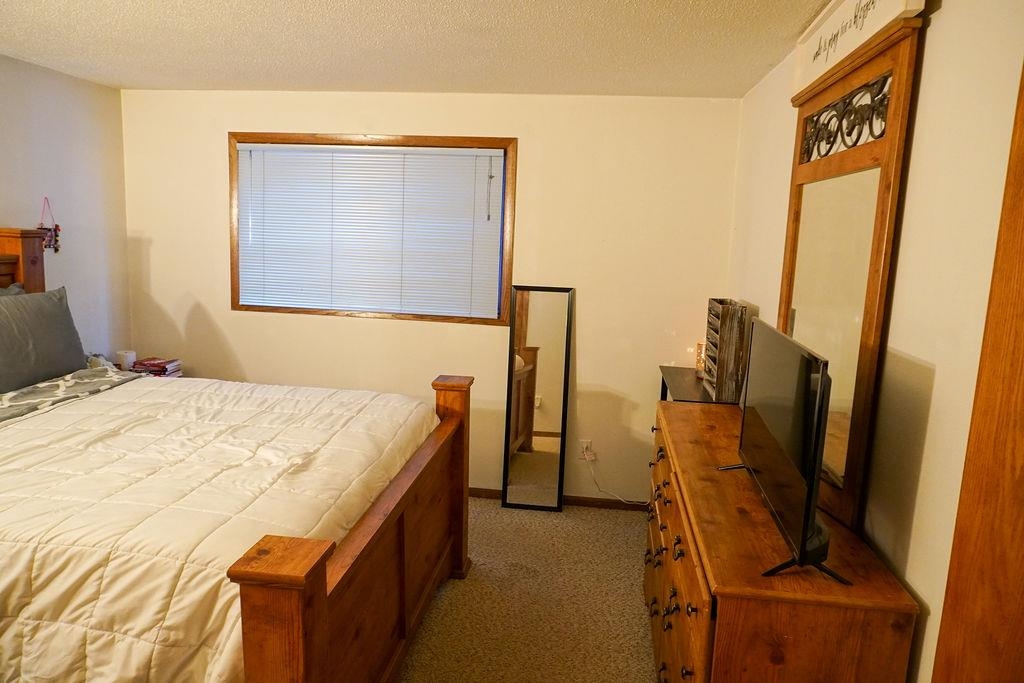 16237 Huckleberry Road