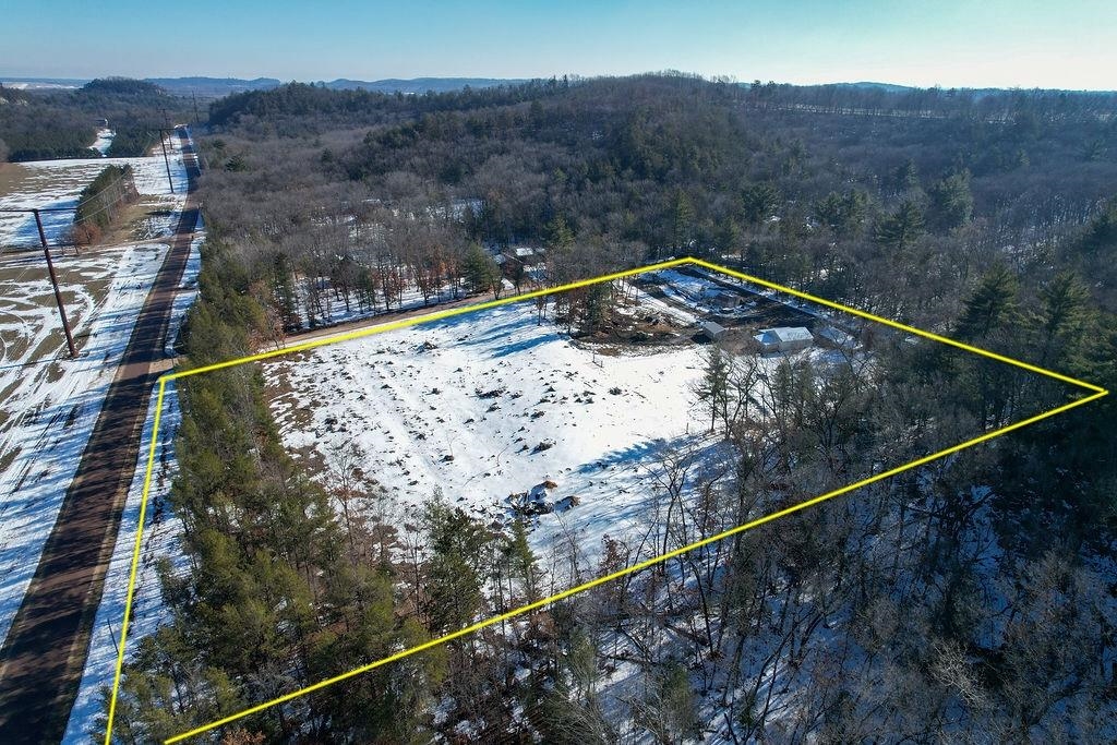 16237 Huckleberry Road