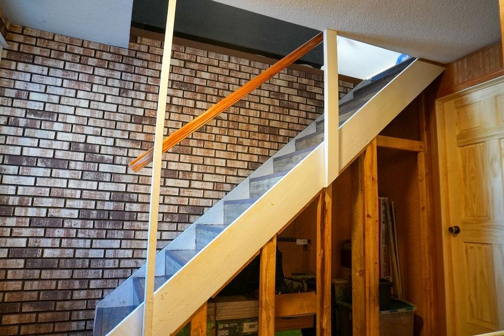 16237 Huckleberry Road