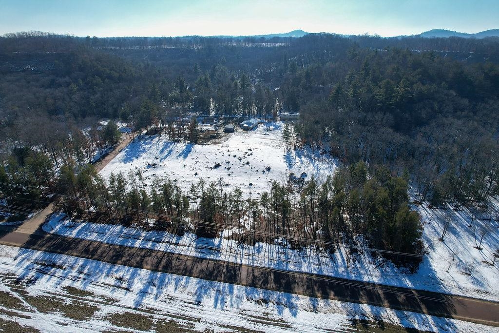 16237 Huckleberry Road