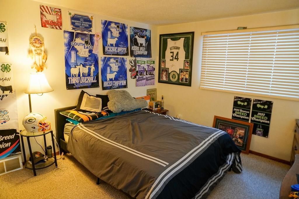 16237 Huckleberry Road