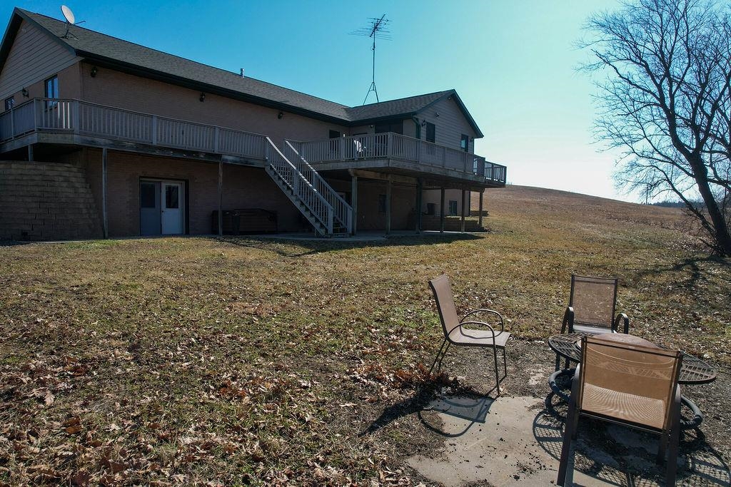 N5445 Town Shop Road