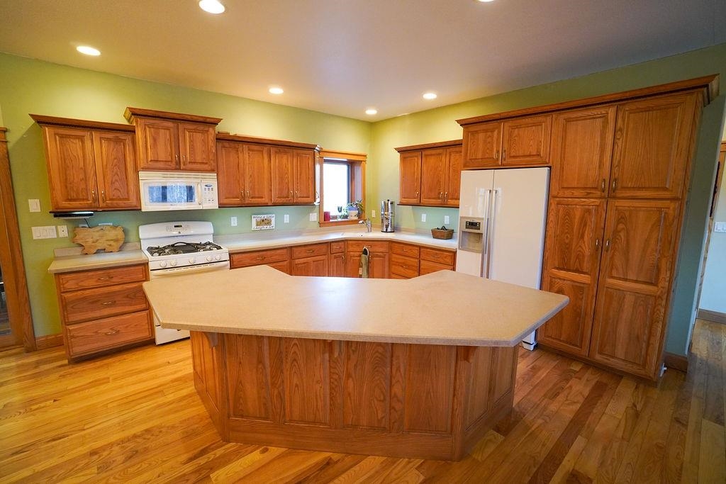 N5445 Town Shop Road