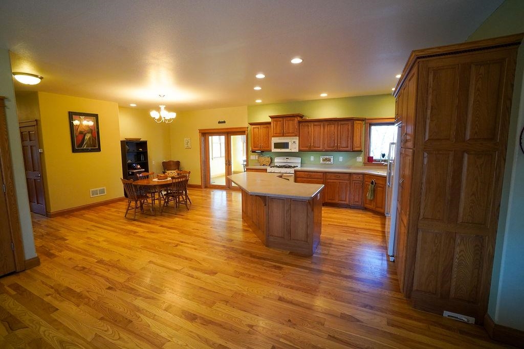 N5445 Town Shop Road