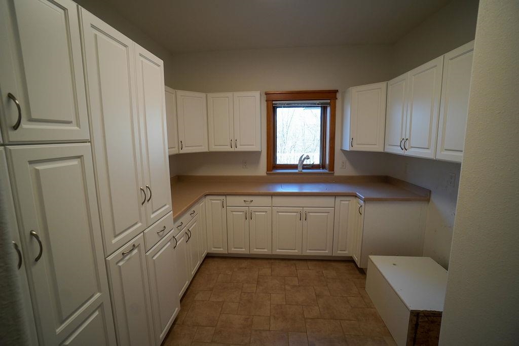 N5445 Town Shop Road