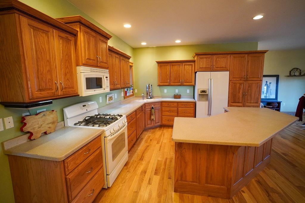 N5445 Town Shop Road