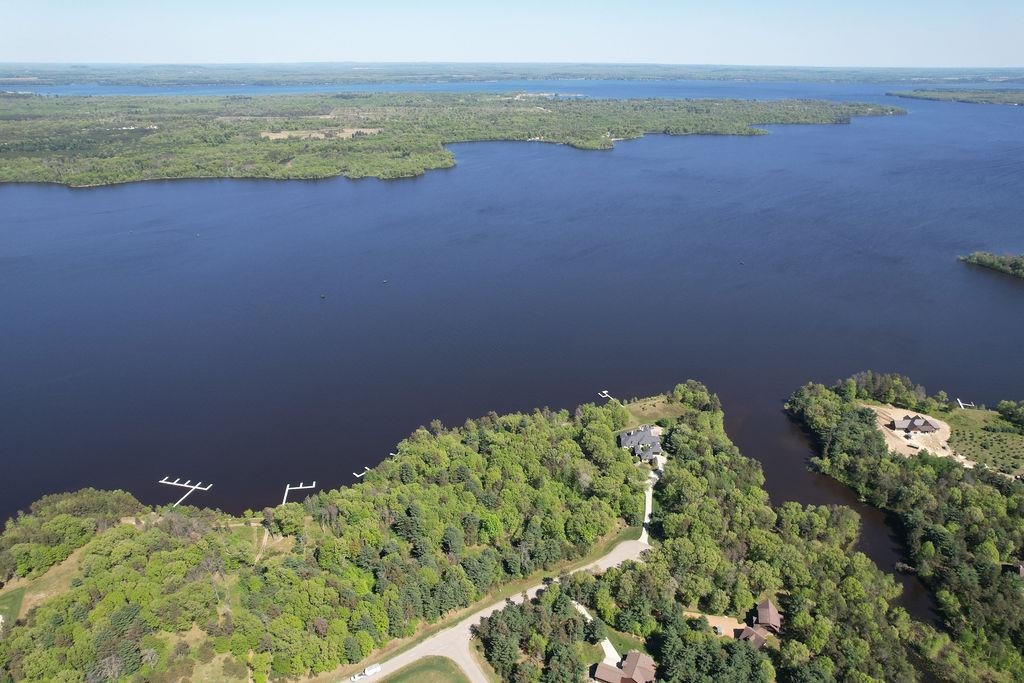 N8084 Baileys Boulevard