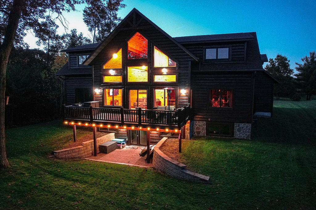 W5453 North Shore Drive