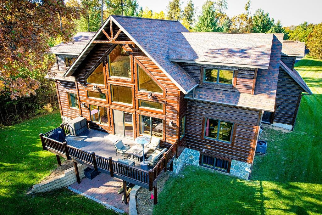 W5453 North Shore Drive