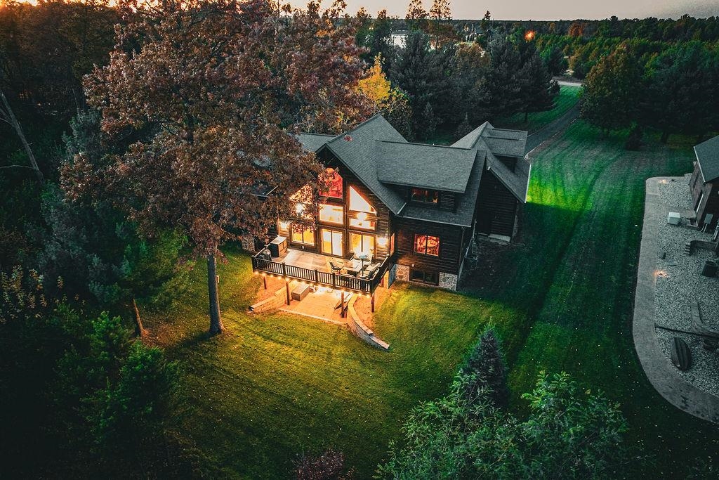 W5453 North Shore Drive