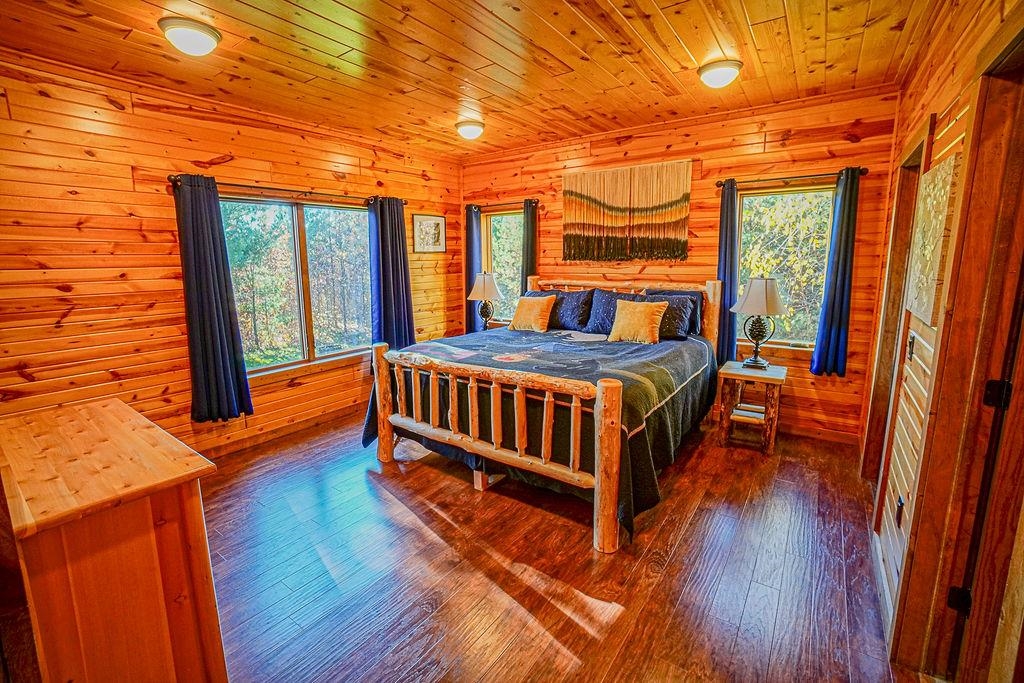 W5453 North Shore Drive