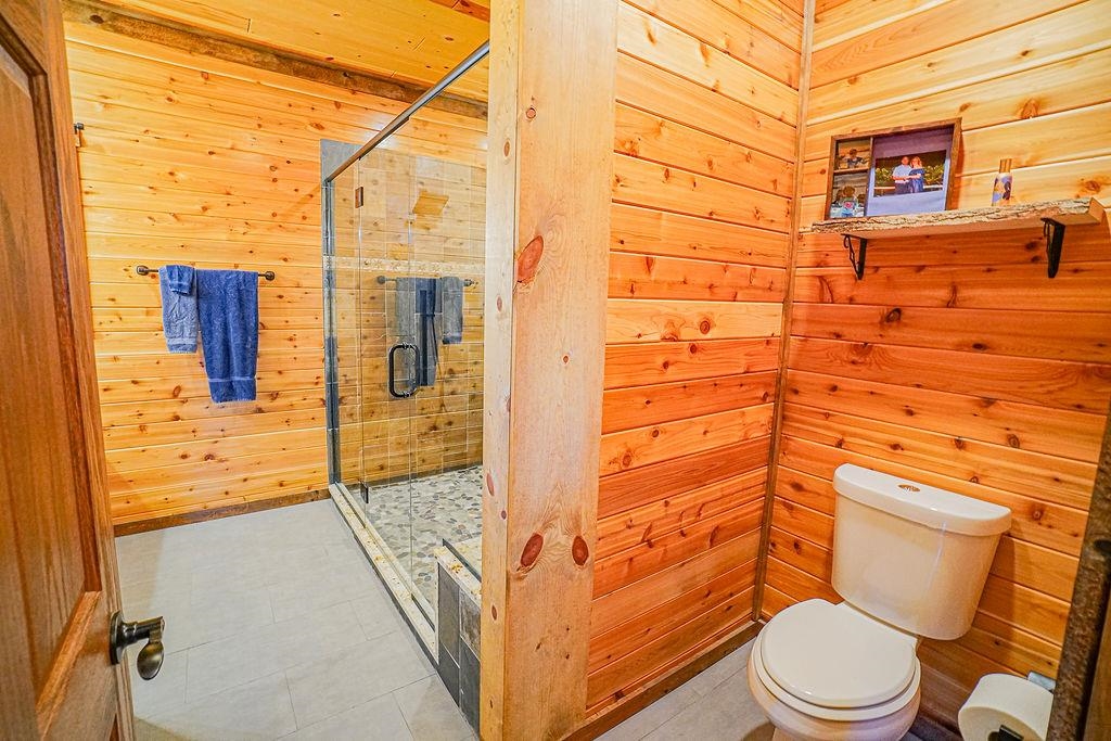 W5453 North Shore Drive