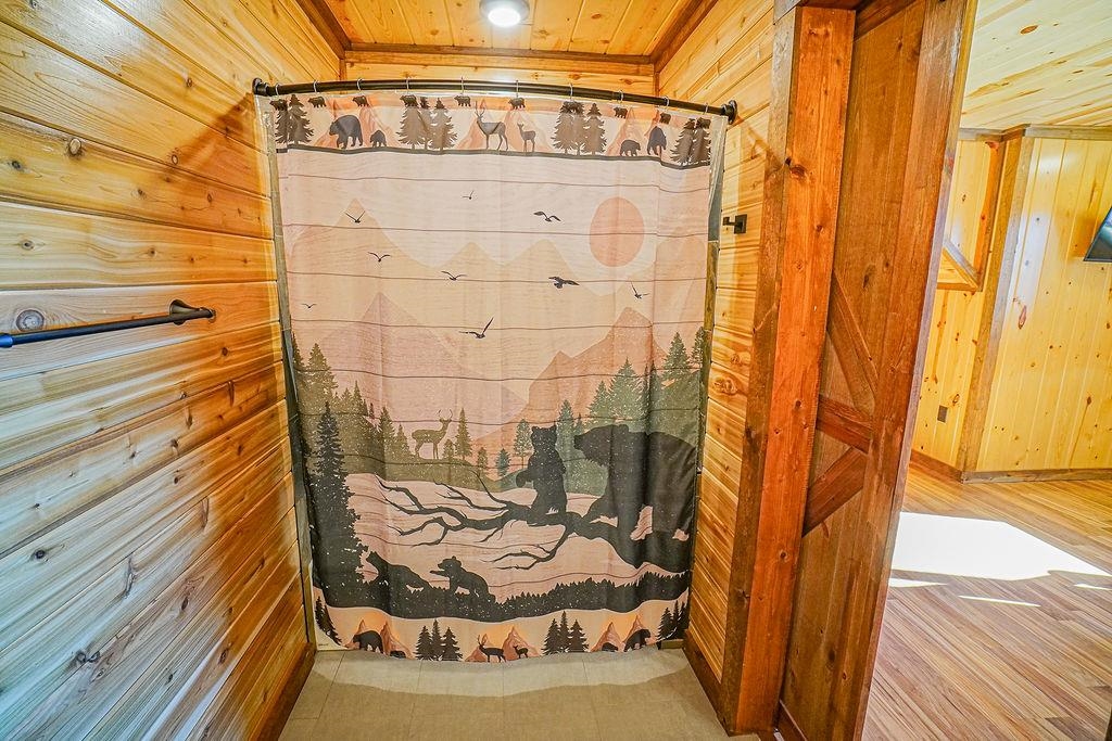 W5453 North Shore Drive