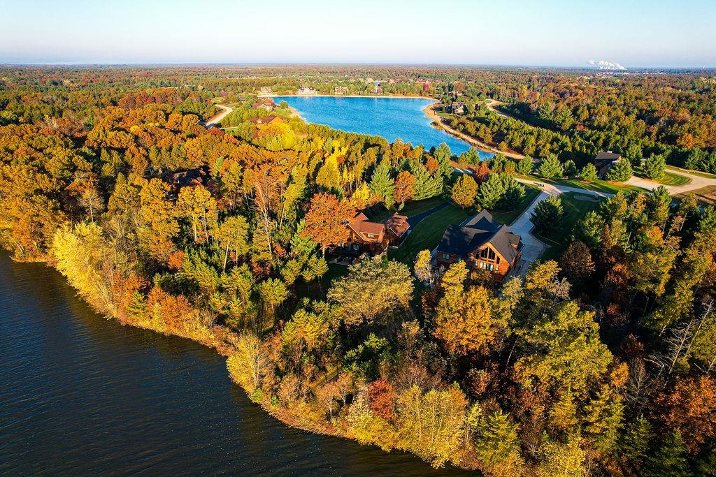 W5453 North Shore Drive