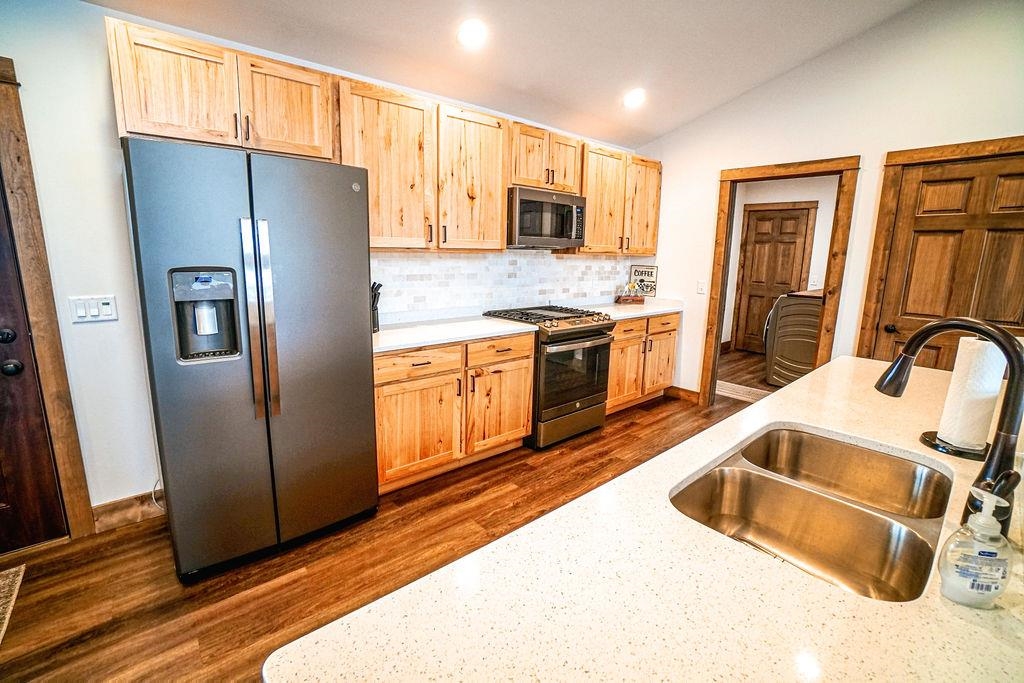 N8610 Island View Drive