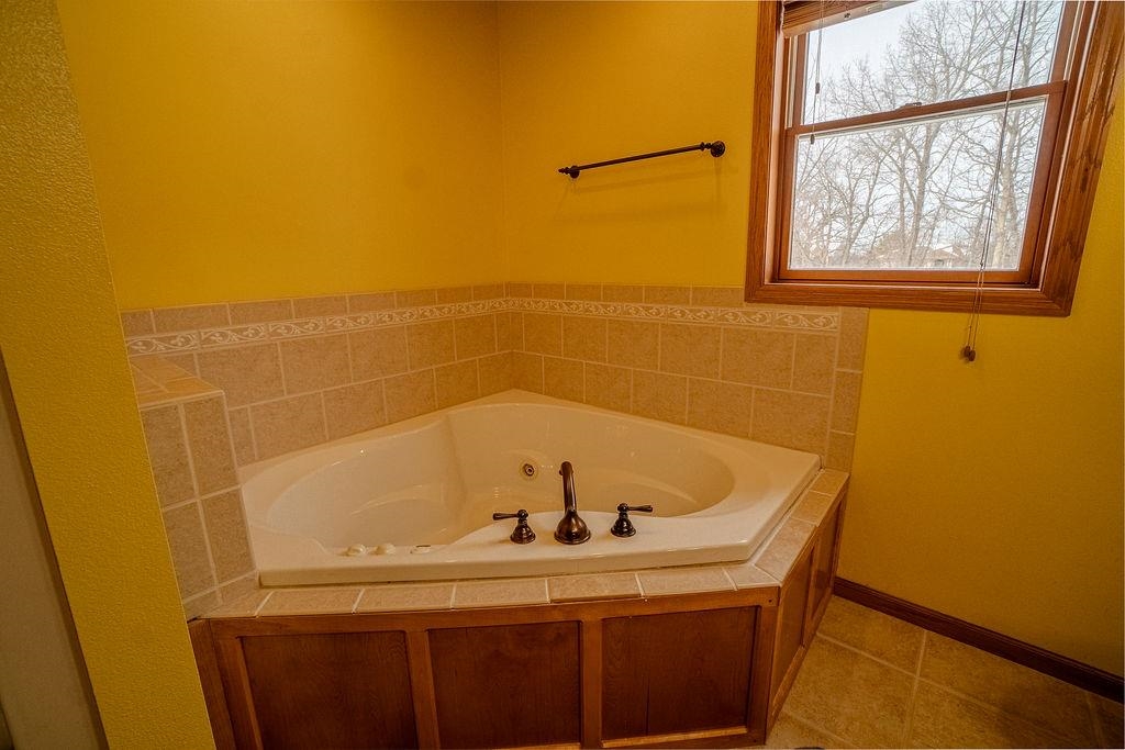 5648 Silver Oak Drive