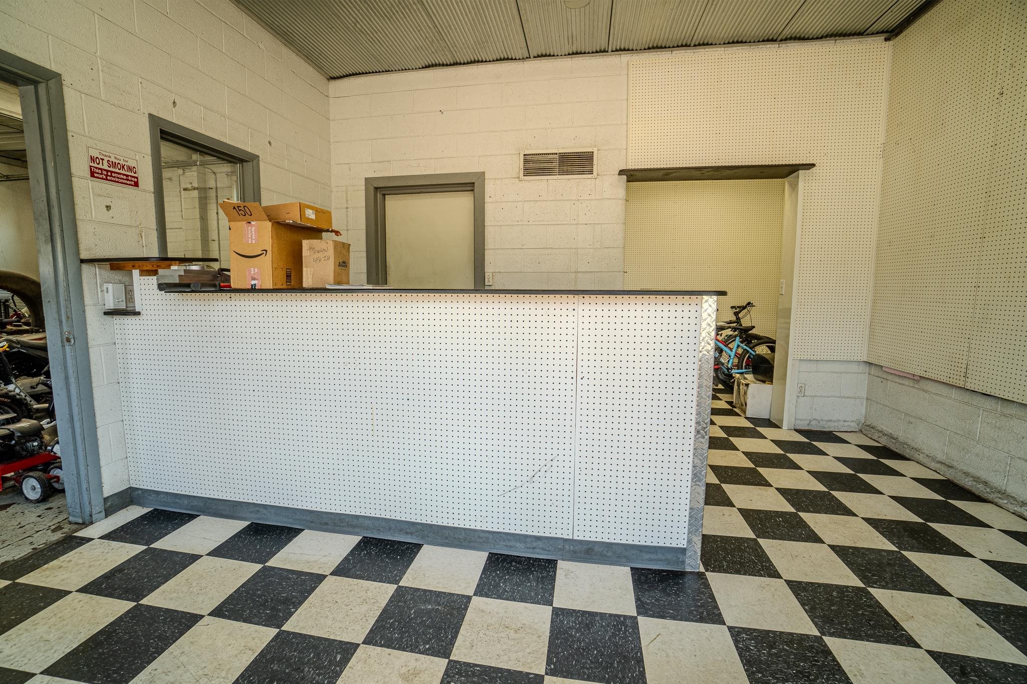 1002 E Main Street