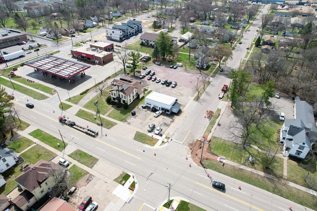 1002 E Main Street