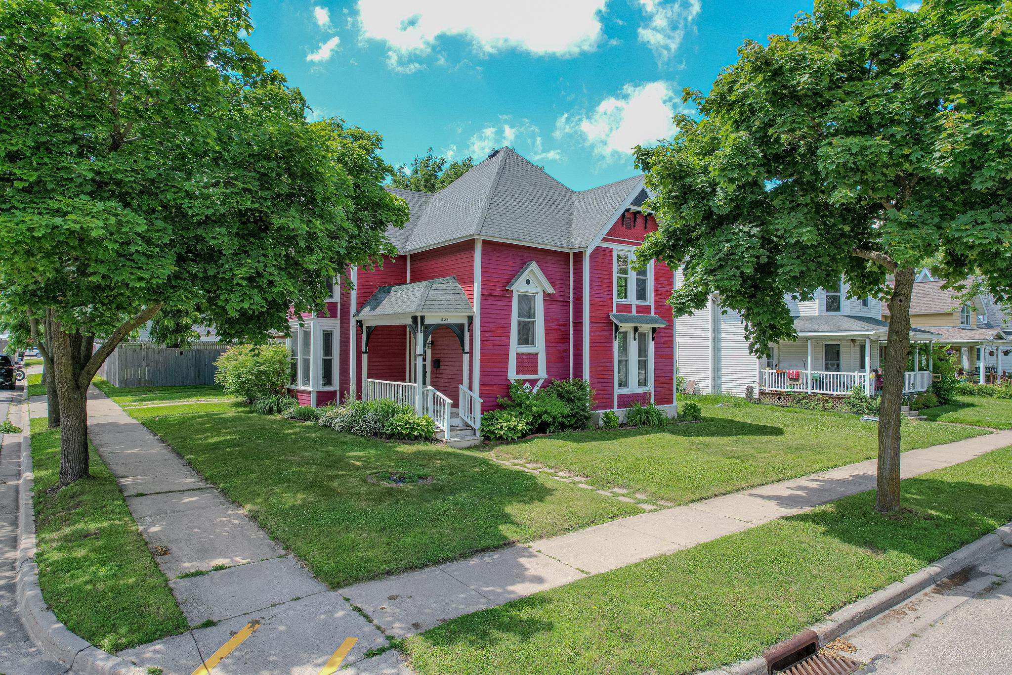 523 Kilbourn Avenue