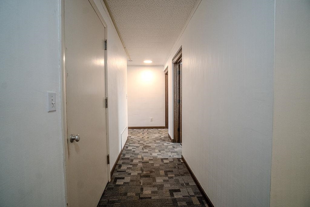 250 E Grand Avenue