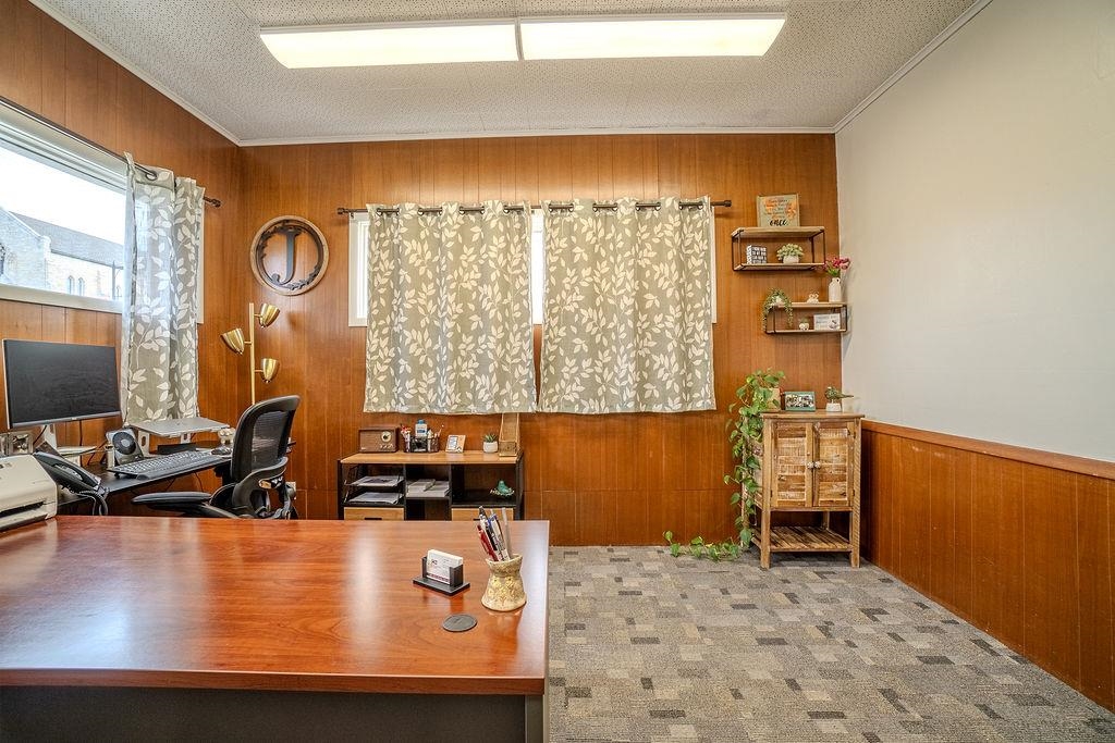 250 E Grand Avenue