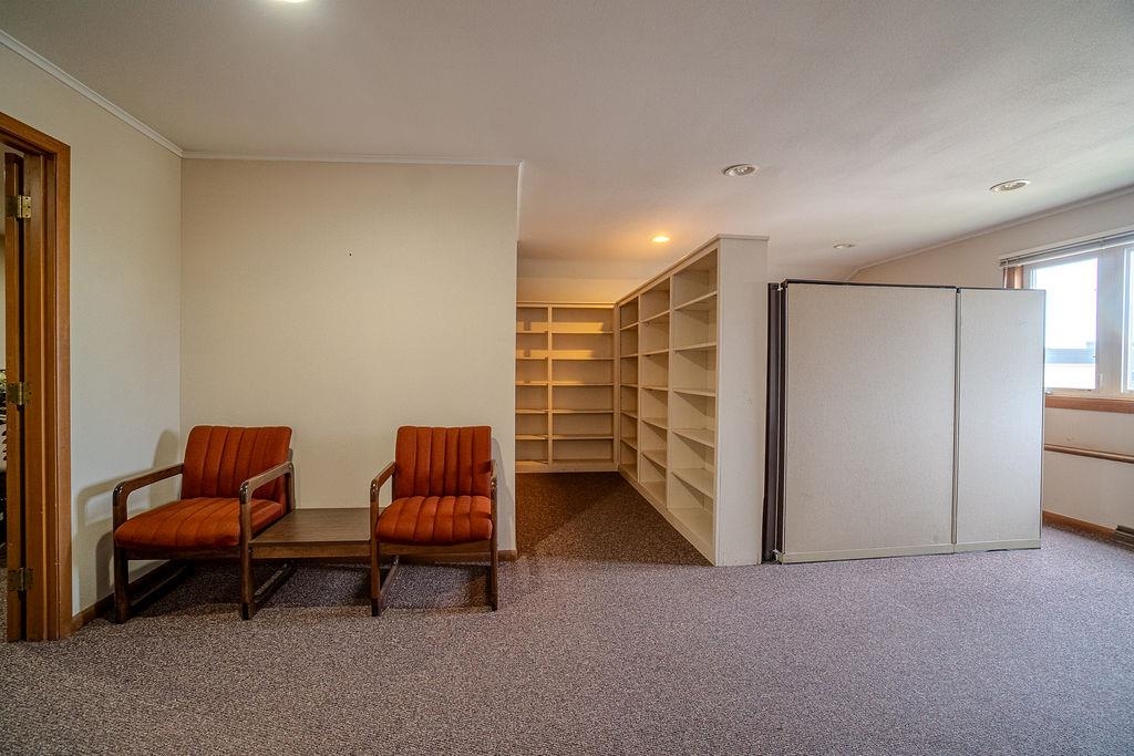 250 E Grand Avenue