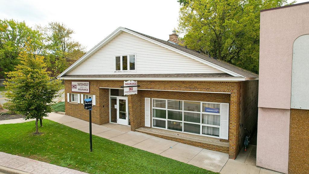 250 E Grand Avenue