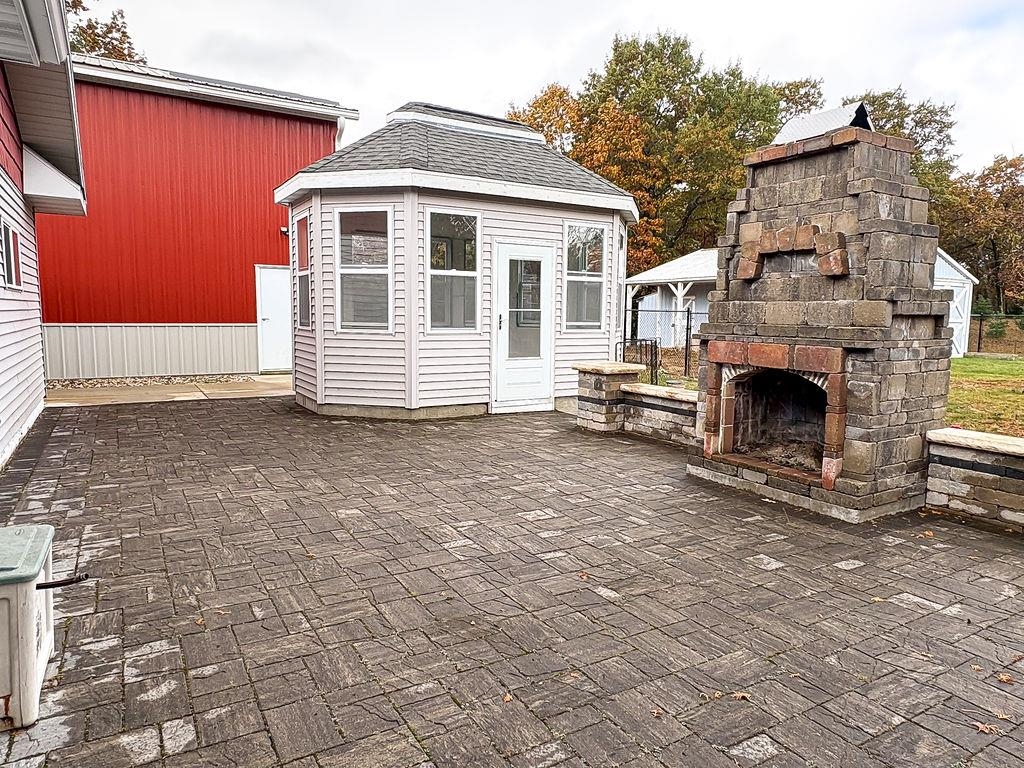 661 Jack Pine Arbor Road
