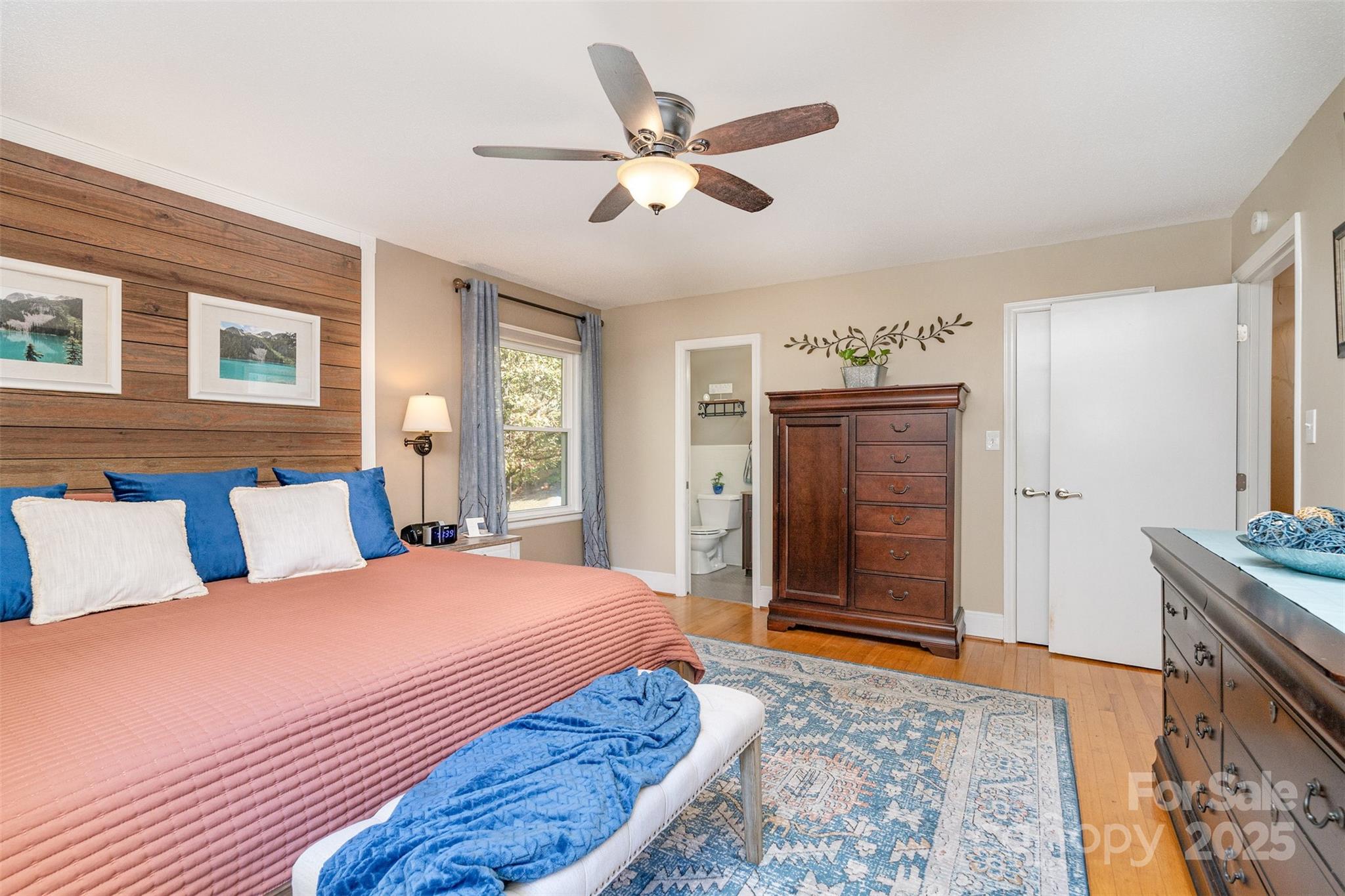 13704 Woody Point Road