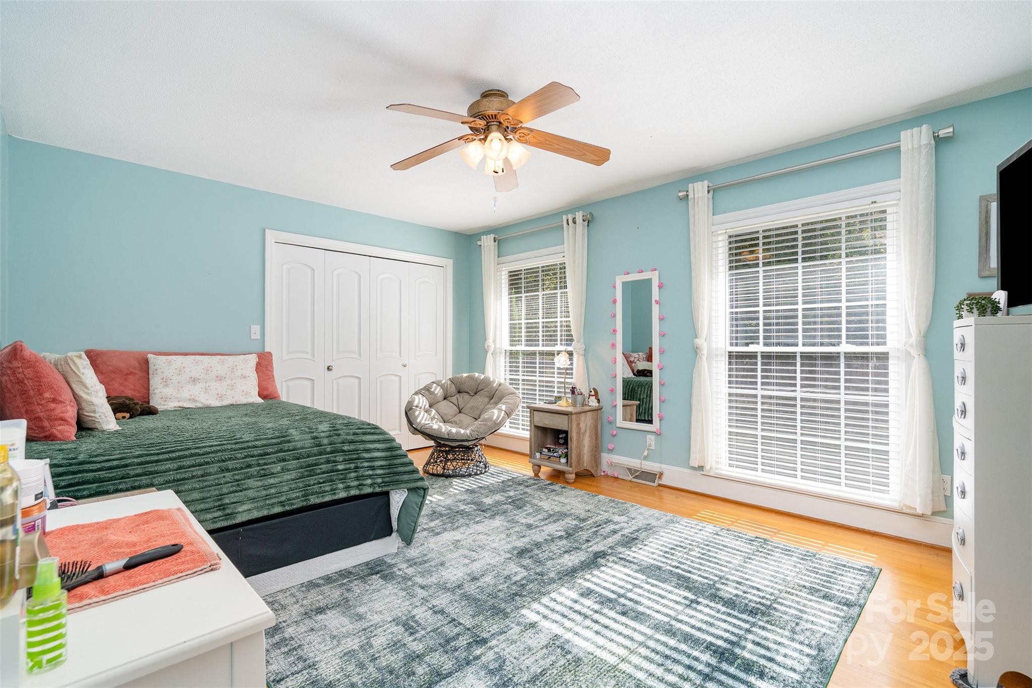 13704 Woody Point Road