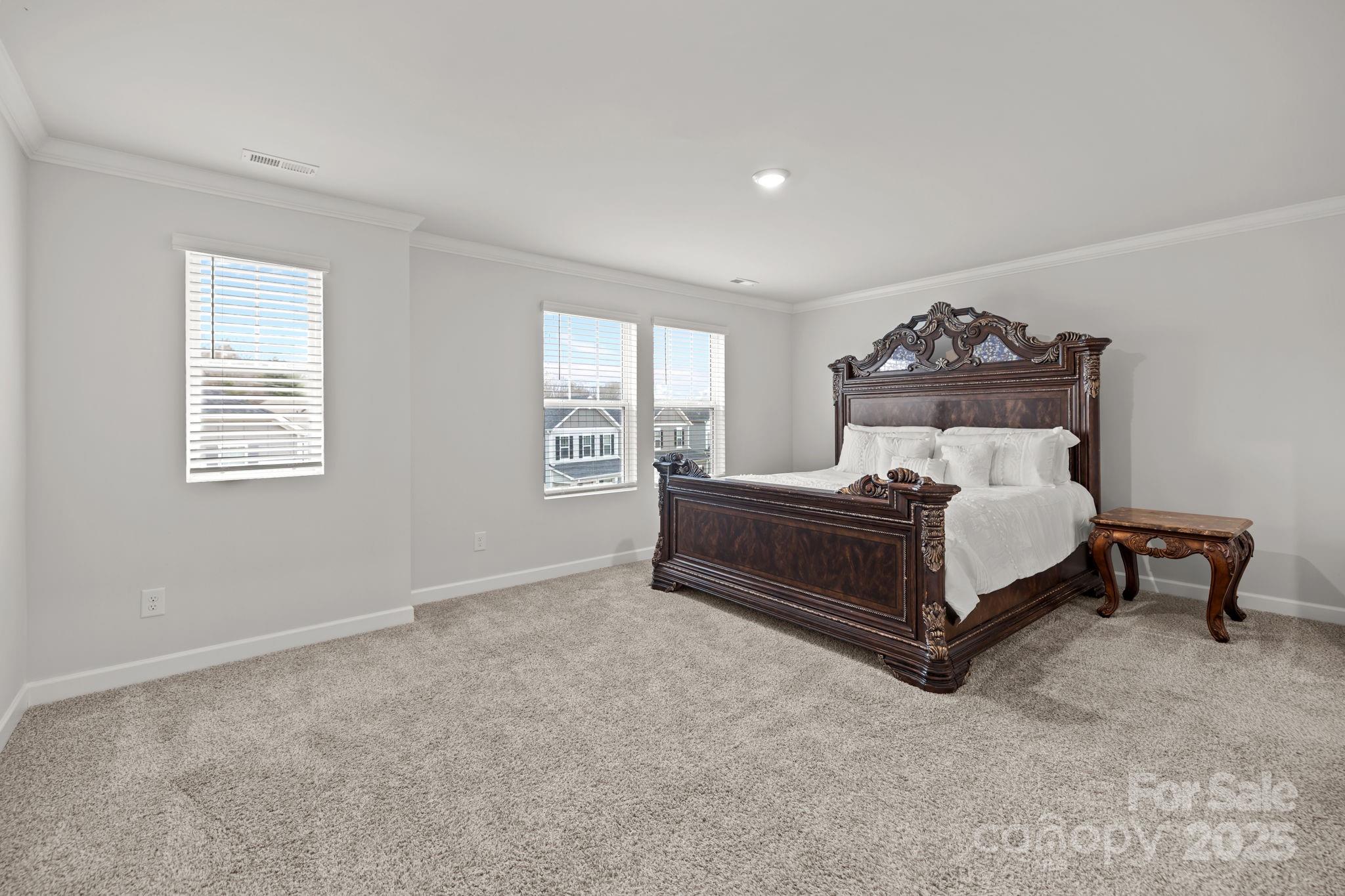 11040 Broadbent Court