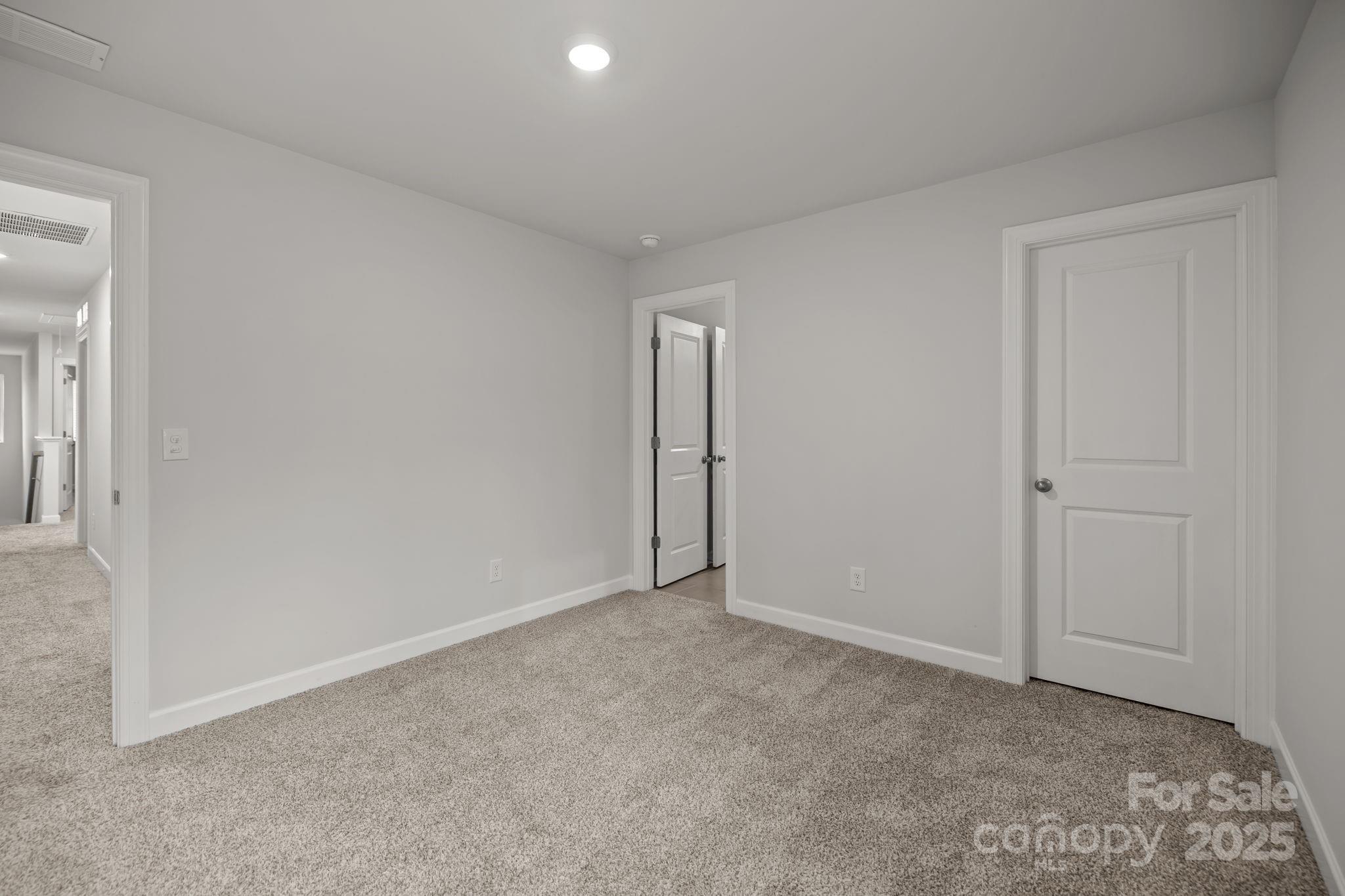 11040 Broadbent Court