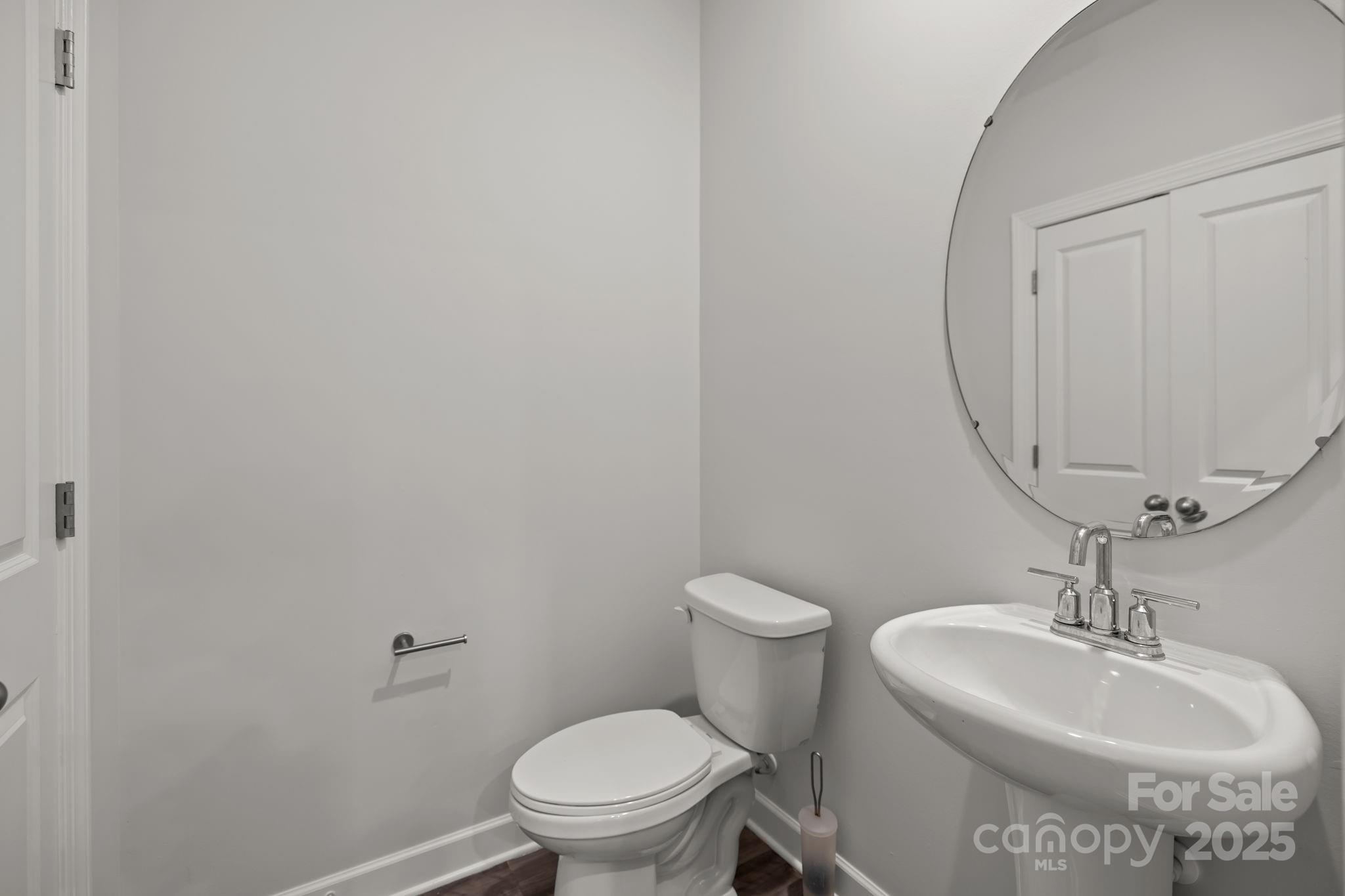 11040 Broadbent Court