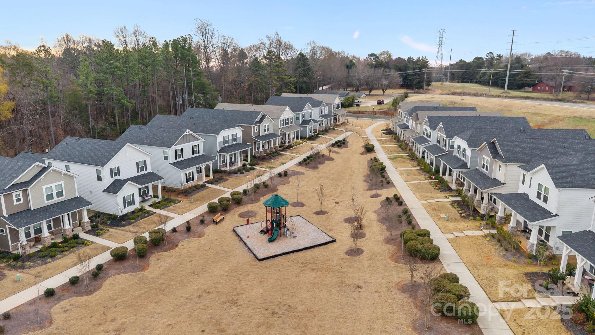 11040 Broadbent Court