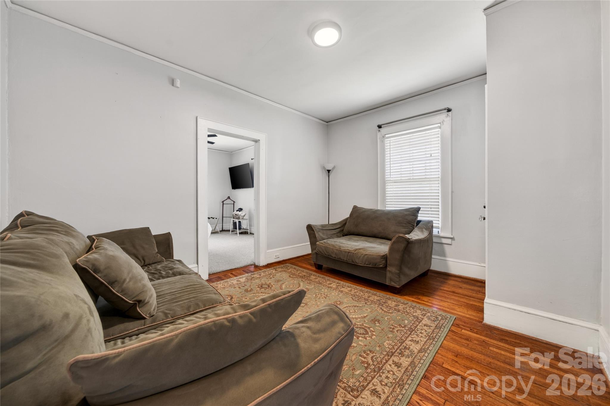 405 Walnut Avenue
