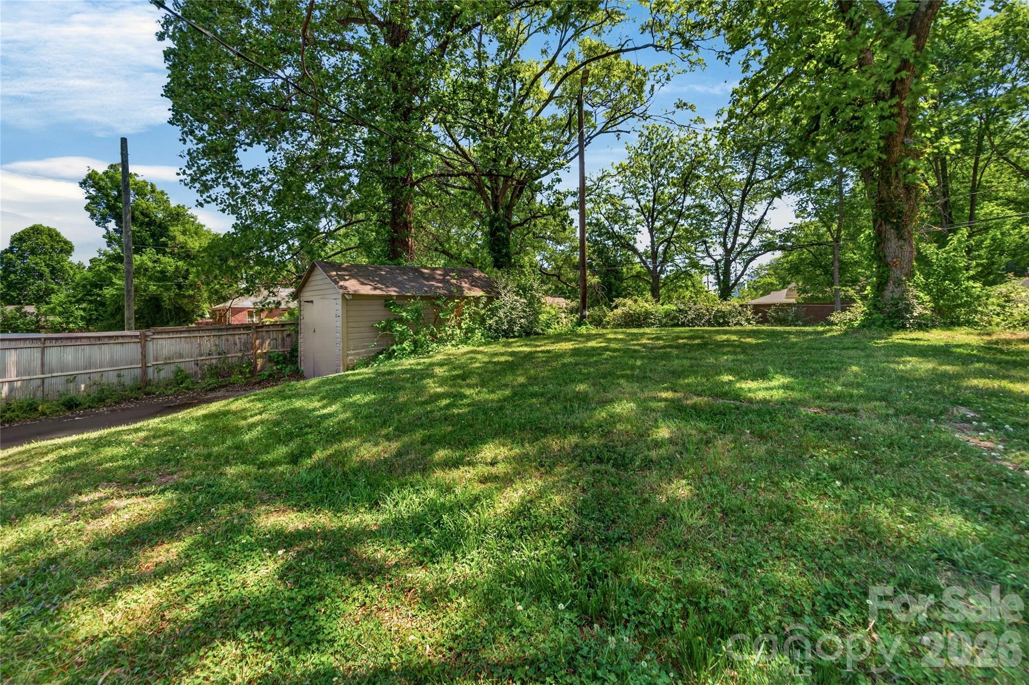 405 Walnut Avenue