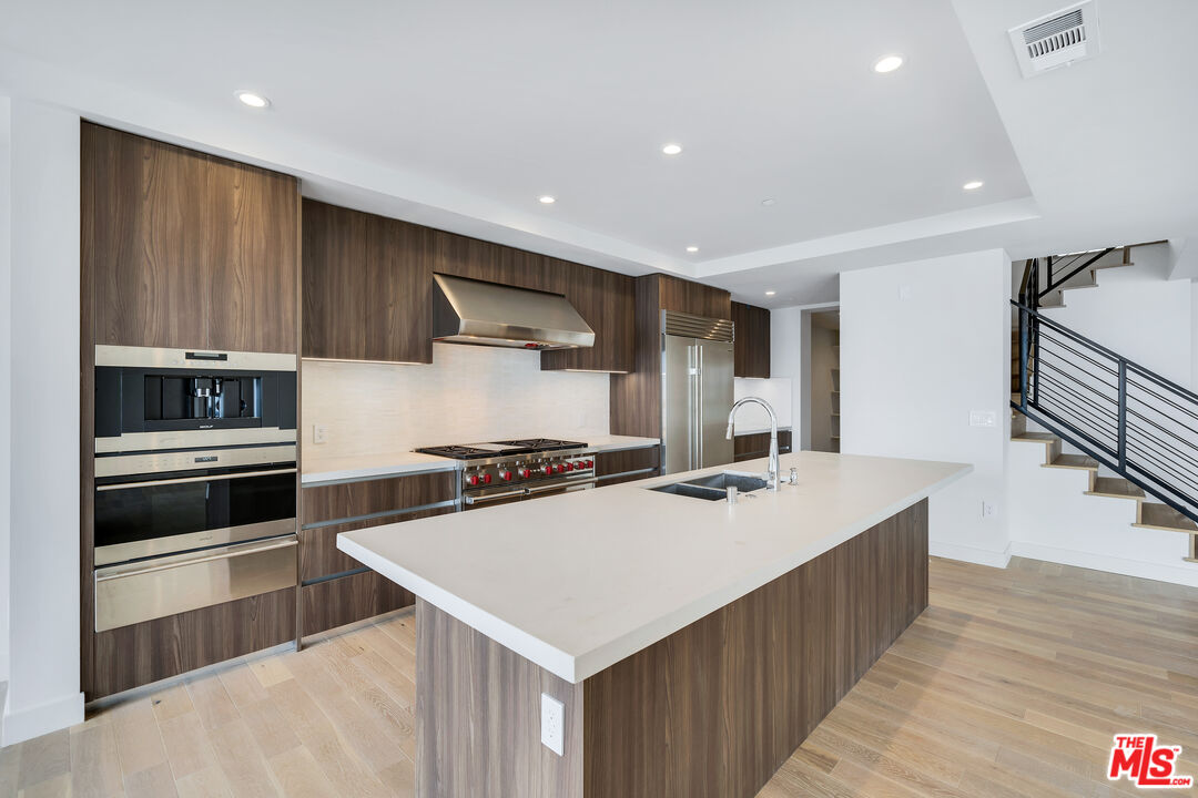 17330 TRAMONTO DR Unit: 101