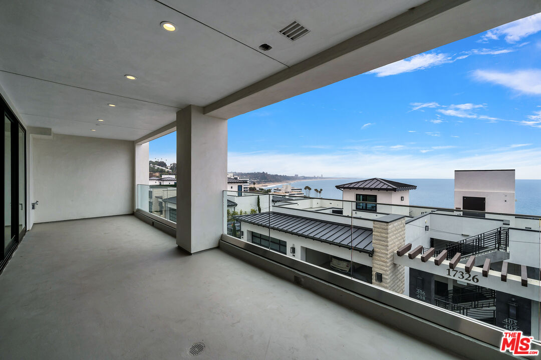 17330 TRAMONTO DR Unit: 101