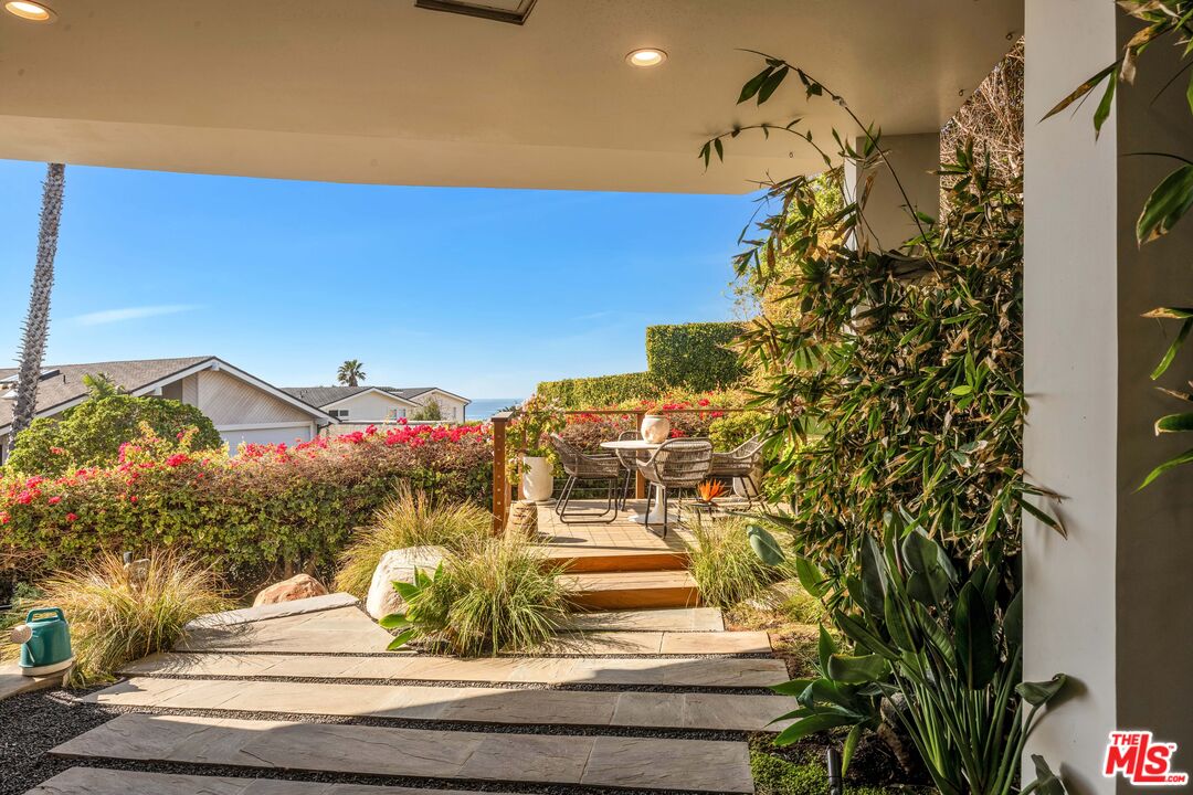 31558 Victoria Point Rd