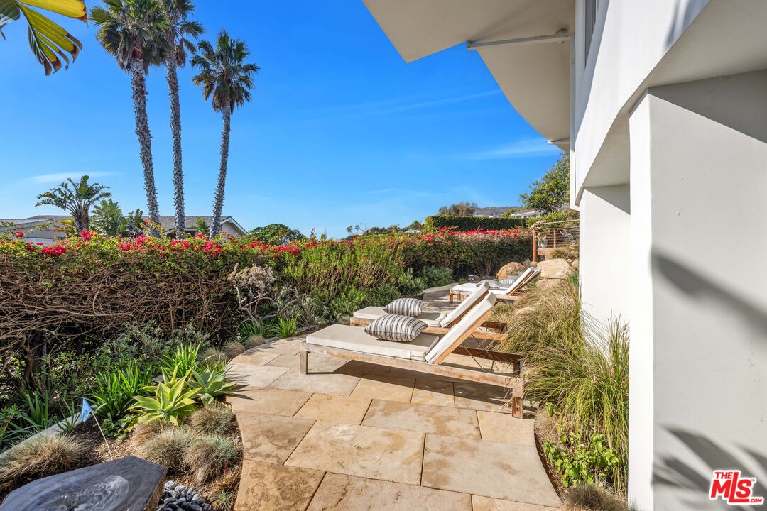 31558 Victoria Point Rd