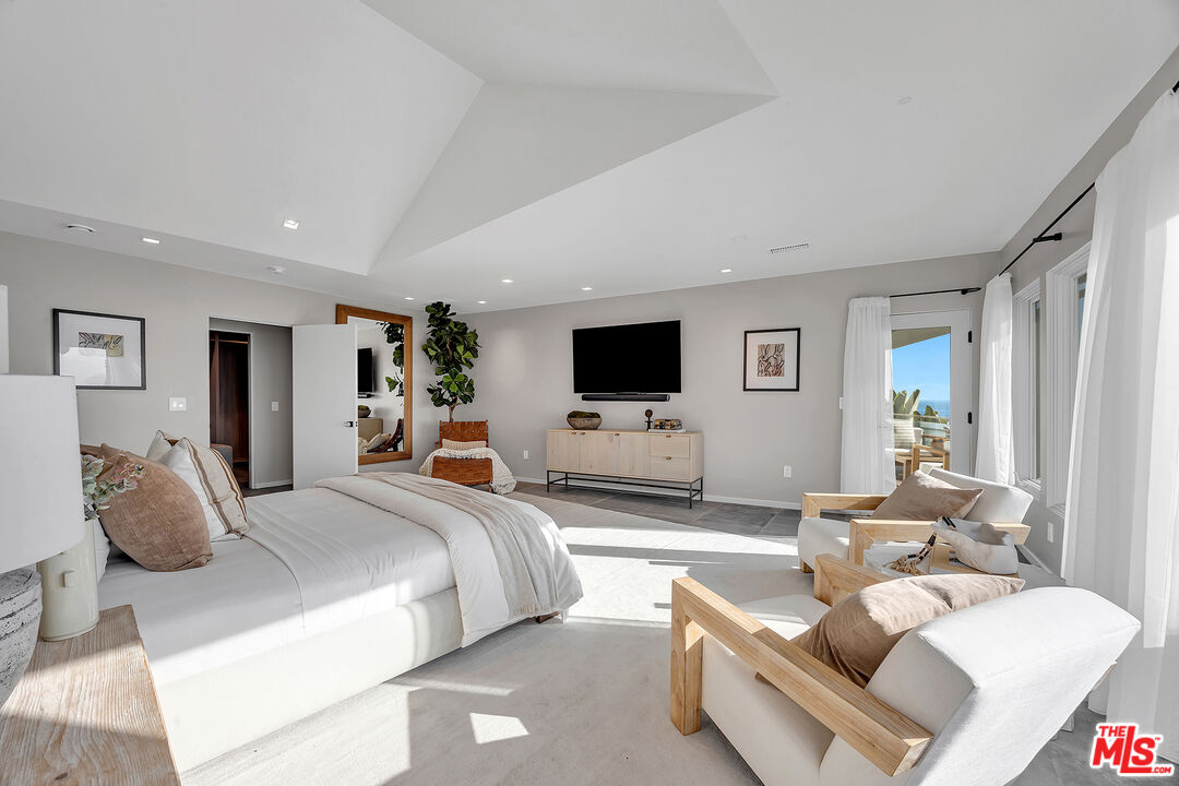 31558 Victoria Point Rd