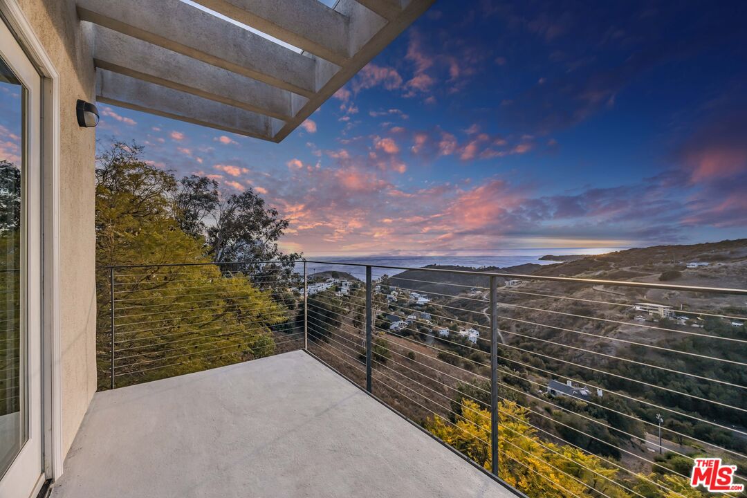 2727 Corral Canyon Rd