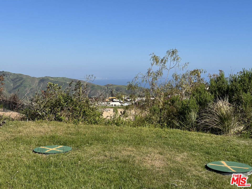 23472 W Moon Shadows Dr