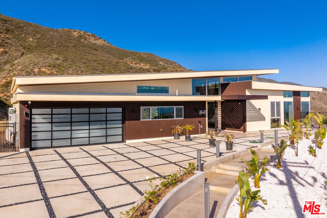 5416 Horizon Dr