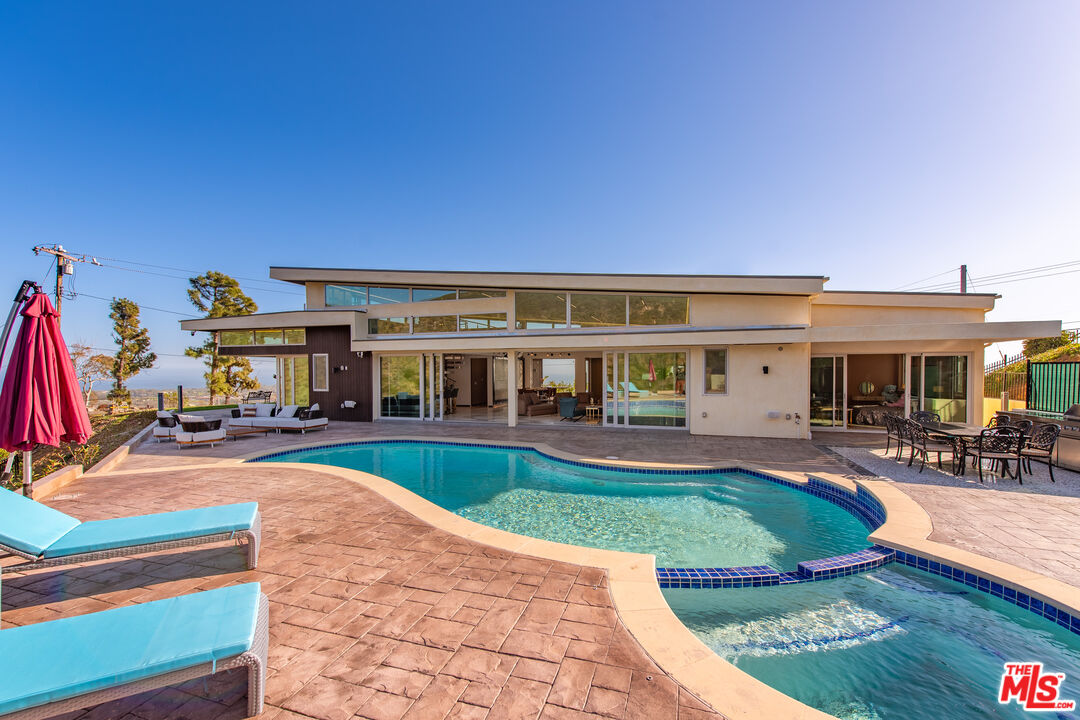 5416 Horizon Dr