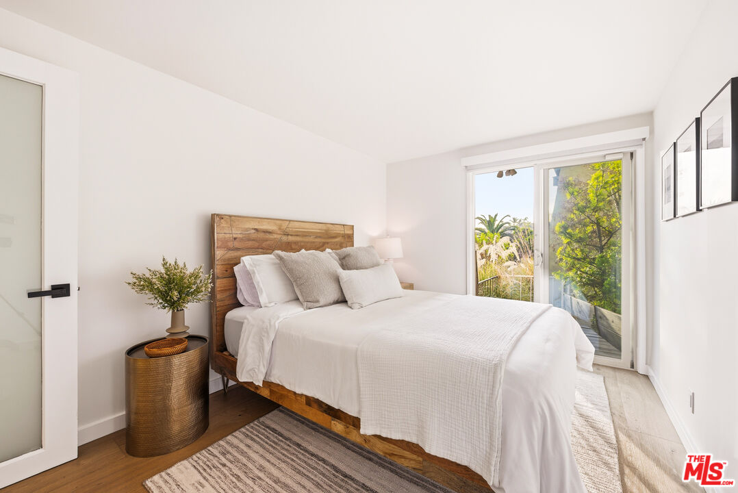 18055 Coastline Dr Unit: 1